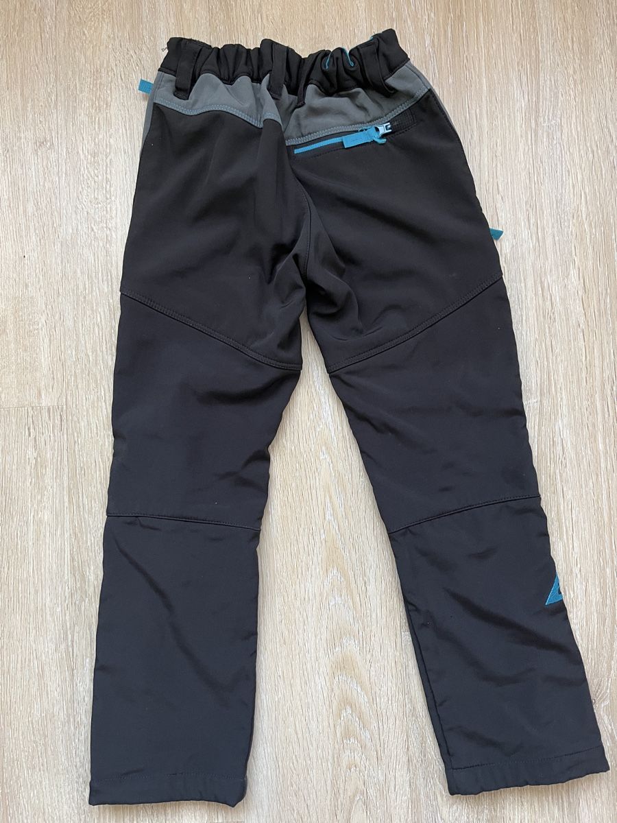 Pantaloni: tolle Softshellhose Gr. 116-128 – Usato da Sulz AG venduto da Zissi31324 1