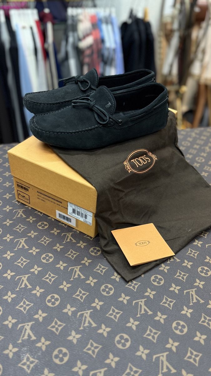 Tod'S Herrenschuhe: Tod‘s herren Schuhe – Gebraucht aus Lachen SZ von HelvetiaLuxury