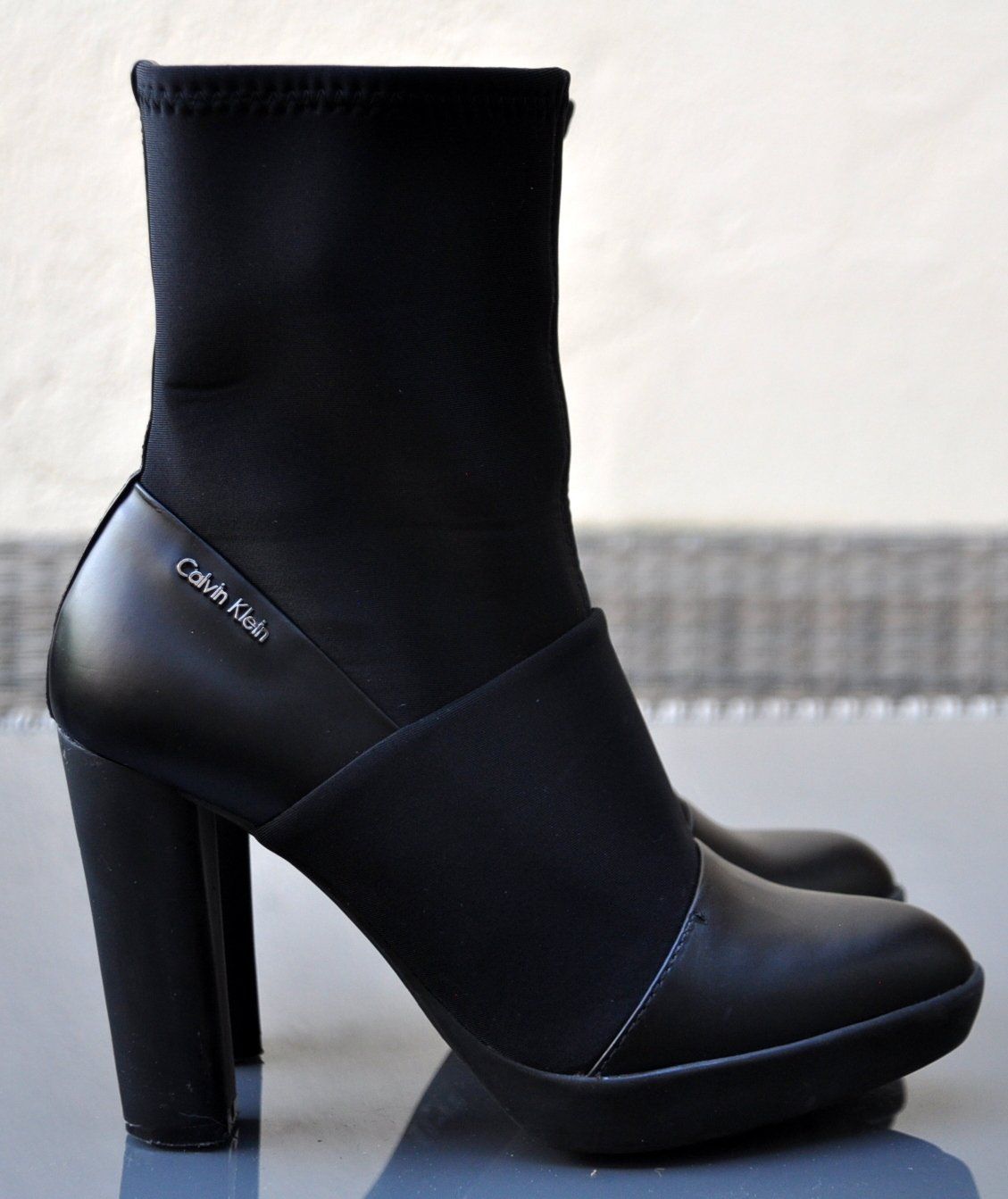 Calvin Klein Scarpe da donna: Stiefeletten Calvin Klein  .36 bottines – Usato da Collonges venduto da arashee 3