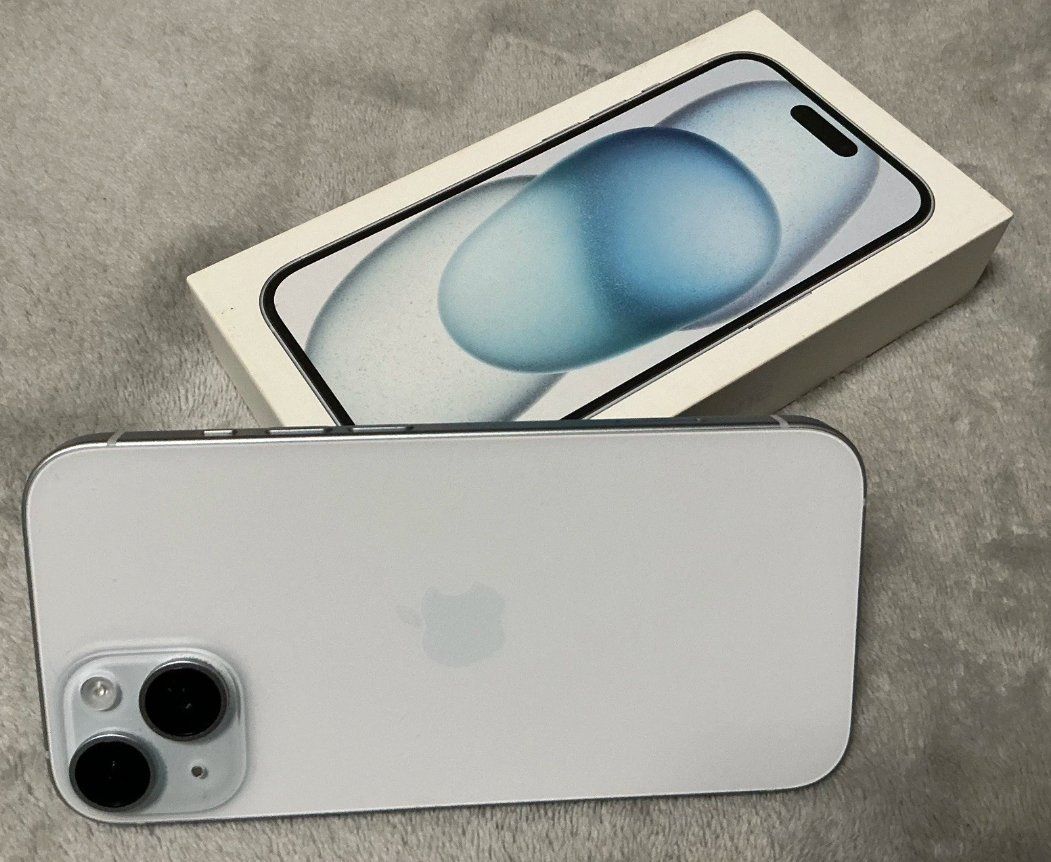 Apple Handys / Smartphones: iPhone 15 (256GB) Akku 93% – Gebraucht aus Luzern von Waince786 1