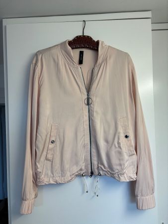 Marc Cain zartrosa Bomberjacke,  size L