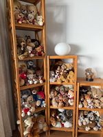 Bärensammlung mit Gestellen und alle Bären mit Glasaugen