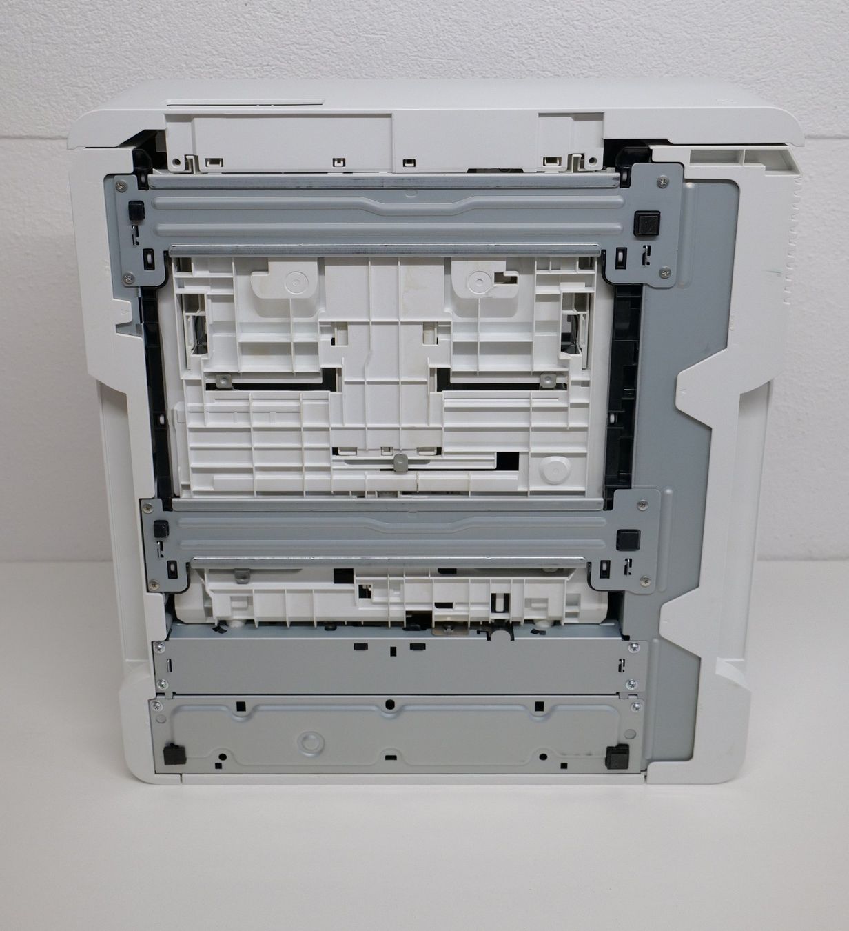 Hewlett Packard Stampanti: HP CF404A Papierfach Tray 3 LaserJet Zusatzfach – Usato da Unterkulm venduto da nmz 6
