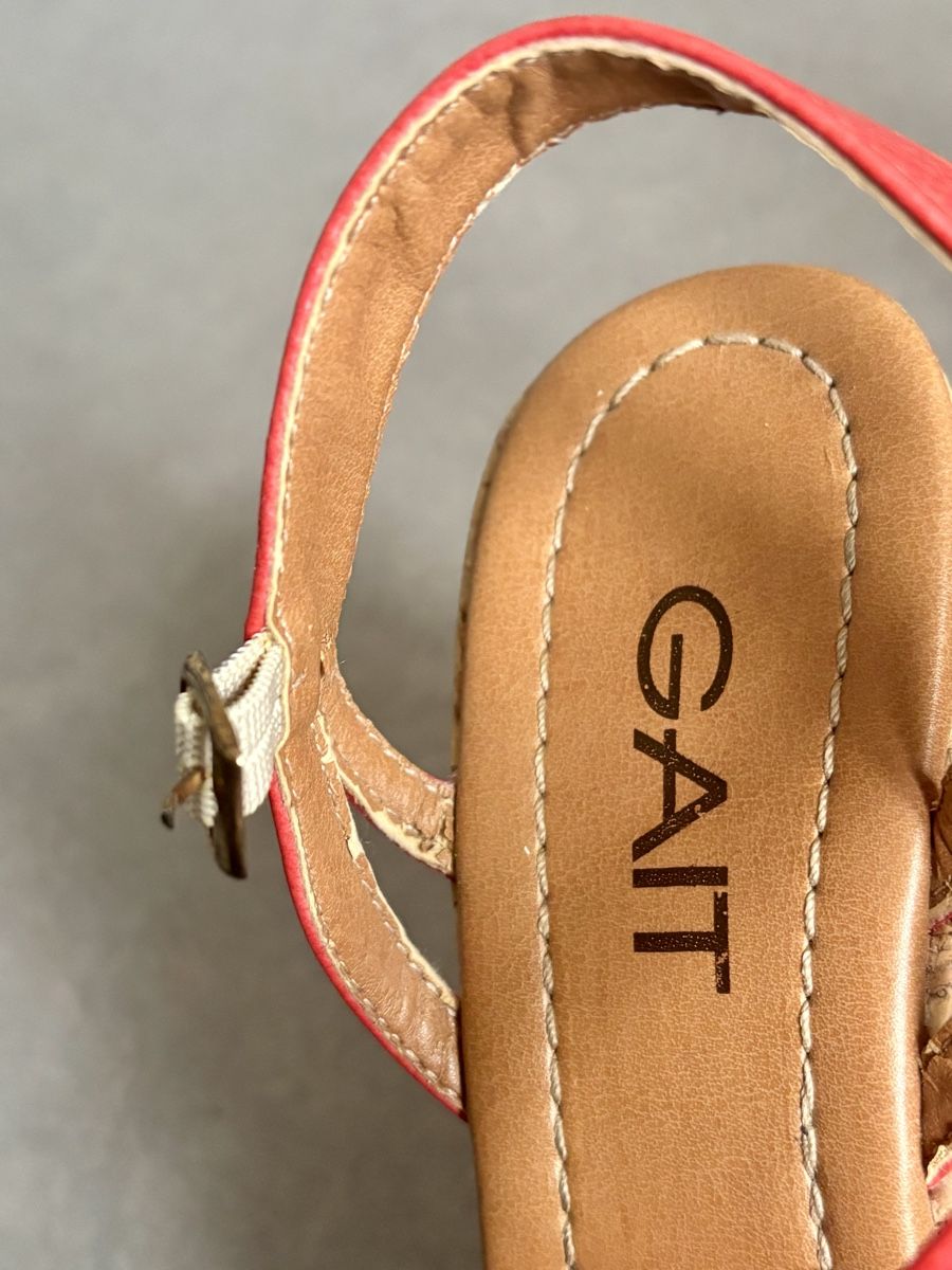 Scarpe da donna: Rote Gaint Sandalen mit Keilabsatz, Grösse 36 – Usato da Aarau venduto da Wolli85 5