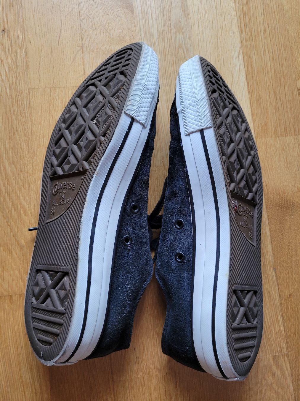 Converse Scarpe da uomo: Converse All Star Sneaker Leder Gr.42 – Nuovo (secondo la descrizione) da Biel/Bienne venduto da Aare5 1