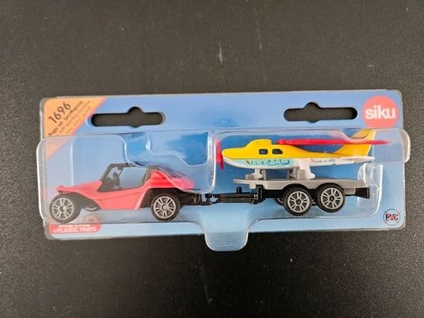 Siku Giocattoli: Neu - Siku - 1696 - Buggy mit Sportflugzeug – Nuovo e nell'imballaggio originale da Dagmersellen venduto da Jarsetz_Restposten