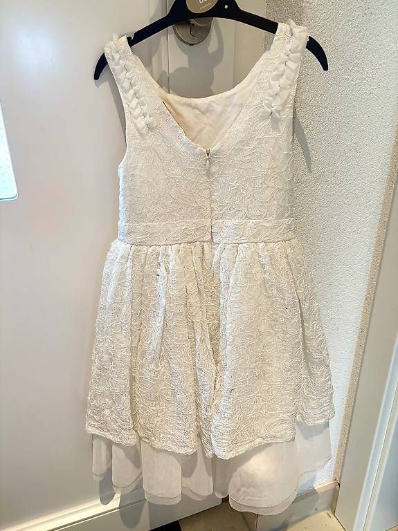 Vestiti & Gonne: Robe 116cm, 6ans – Usato da Chapelle-s-Moudon venduto da vanesso 2