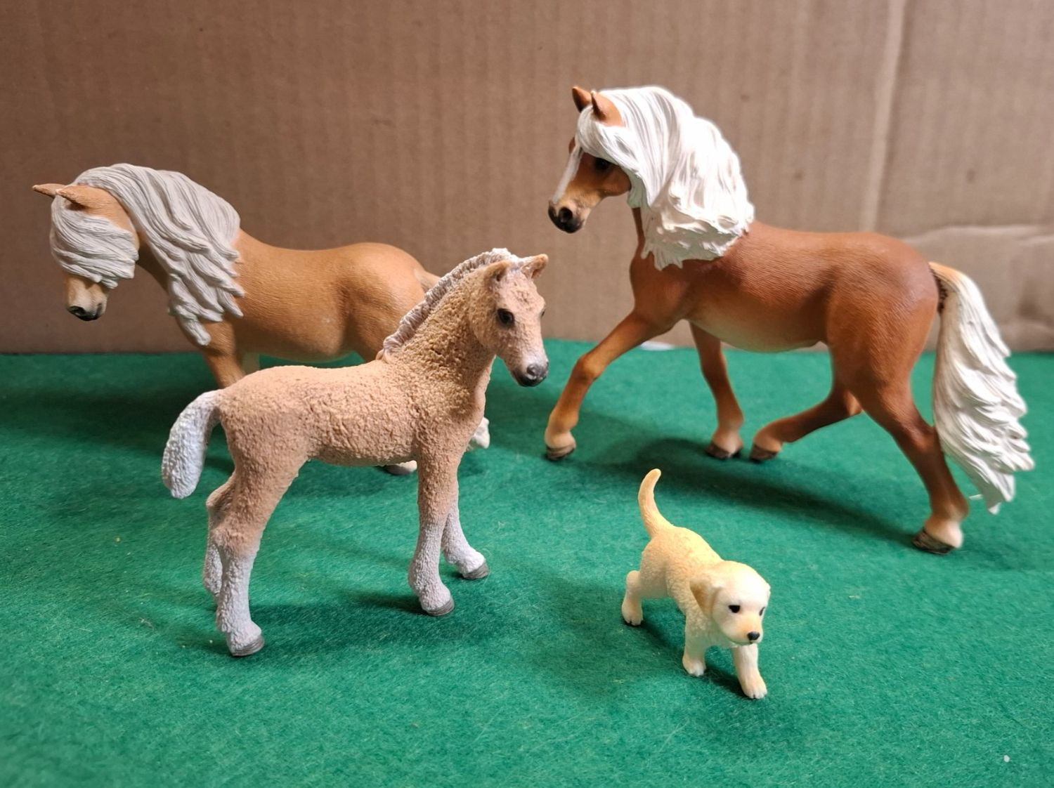 Schleich Giocattoli: Schleich Pferde - tolles Figuren Set – Usato da Schlieren venduto da Svenja7