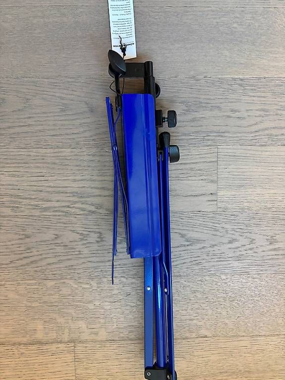 König & Meyer Supporti per strumenti musicali & leggii: K&M Notenständer blau, neuwertig – Usato da Zürich venduto da rem_8v6m