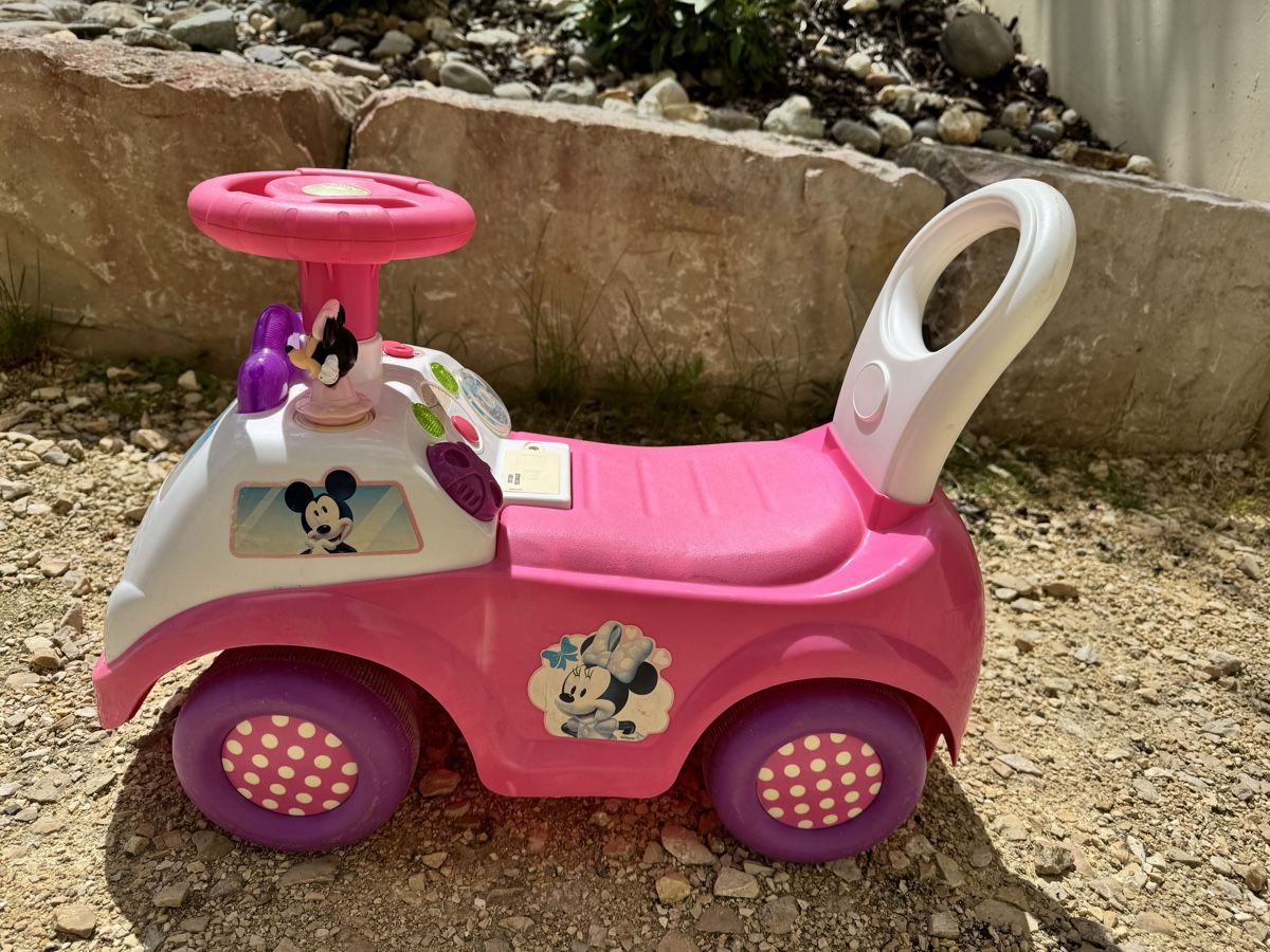 Veicoli per bambini: Minnie Maus Rutschauto – Usato da Dielsdorf venduto da NataliaKitsios