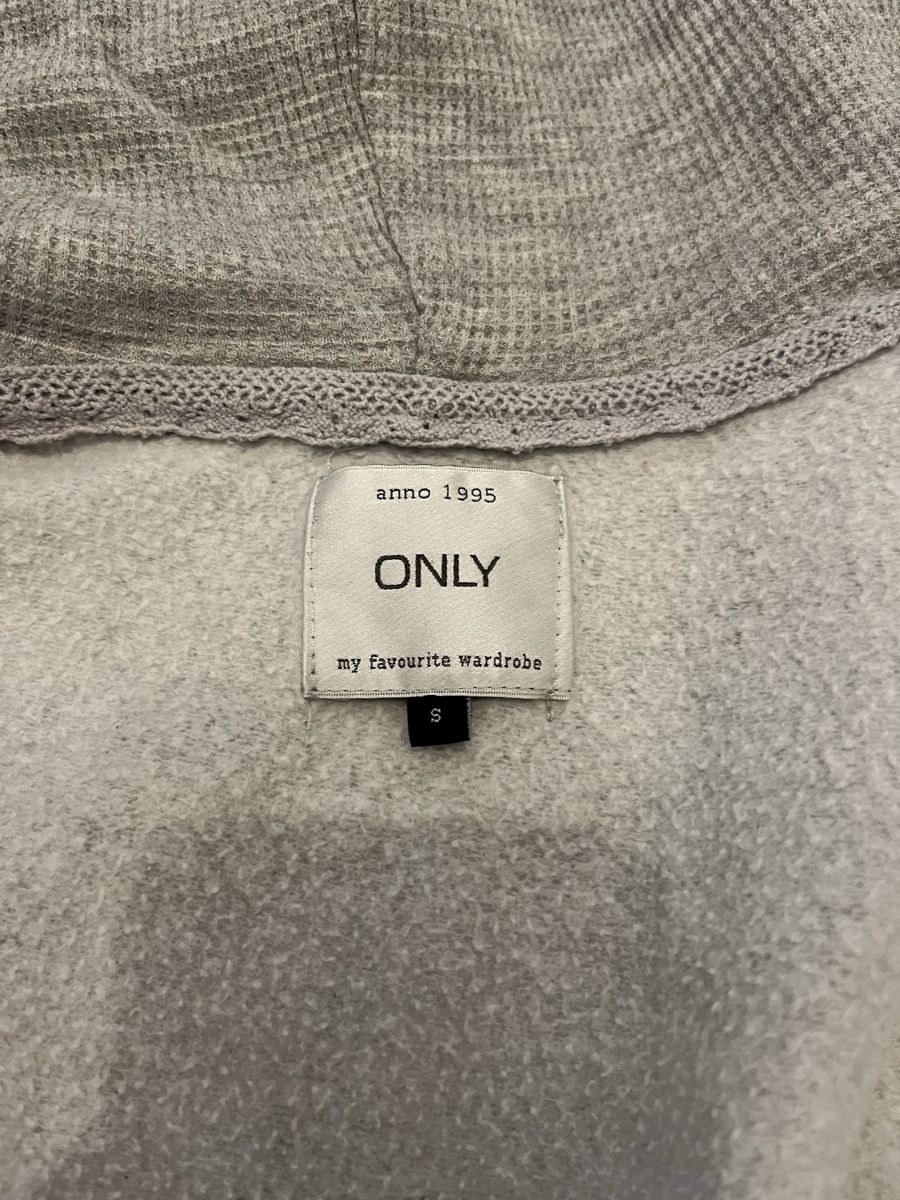 Only Giacche: Only Kapuzenjacke Gr. S Grau – Usato da Uetendorf venduto da Sven_85 2