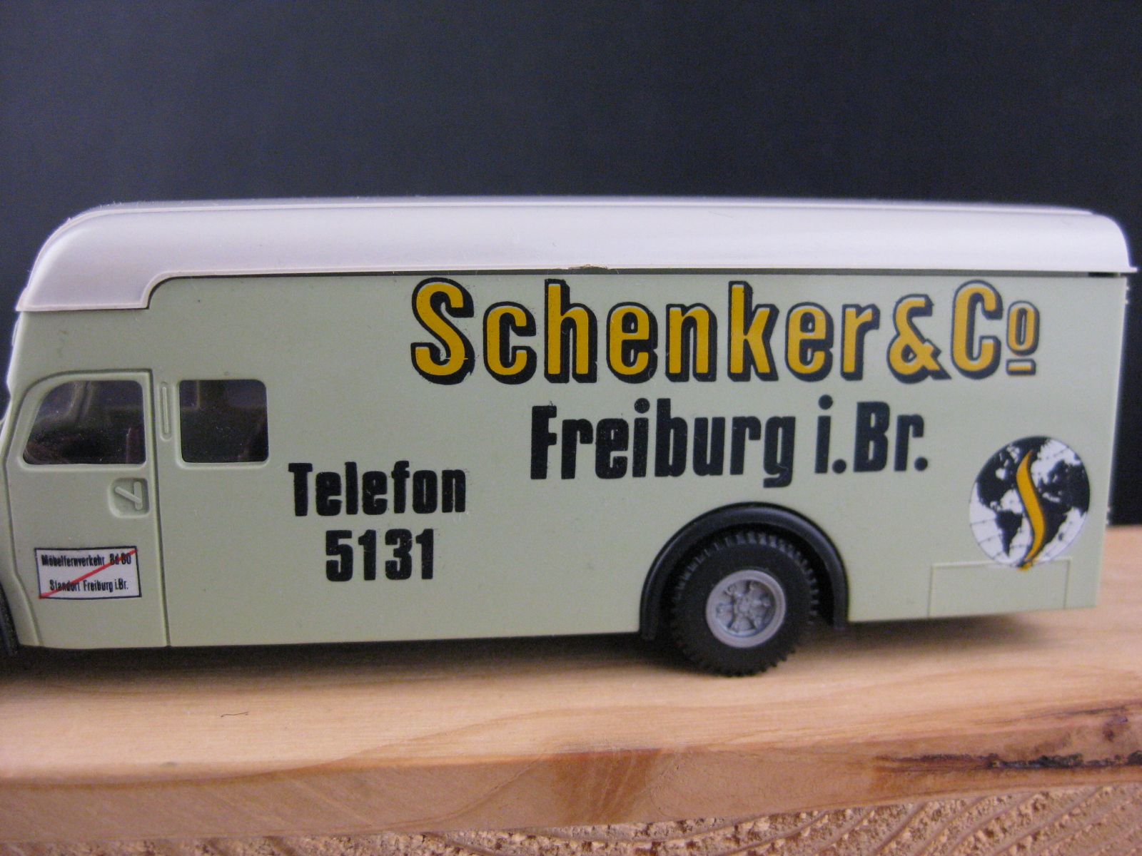 Brekina Modelleisenbahnen: Brekina Möbeltransporter – Gebraucht aus Malters von Marosko 1