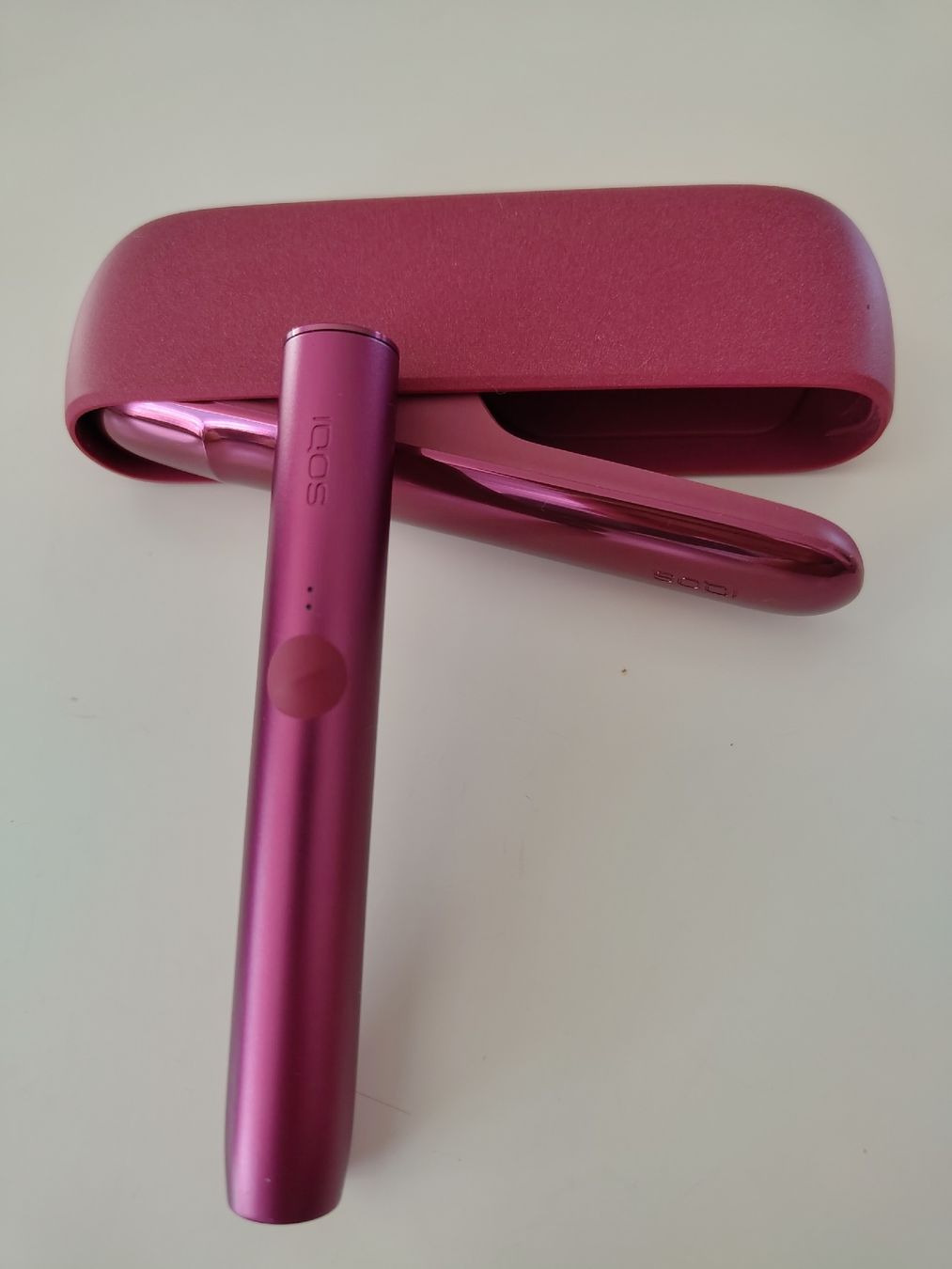 Iqos Autres tabacs: IQOS ILUMA inkl. Lederetui – D'occasion à Schlieren par ruc_65ly