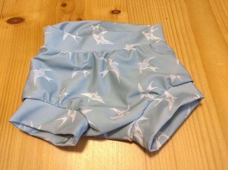 Schwimmwindel "Schwalben" (ECONYL® Nylon) Windelmanufaktur