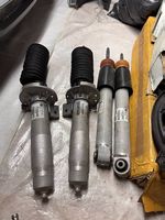 Originales BMW M2 F87 Stoßdämpfer vorne hinten