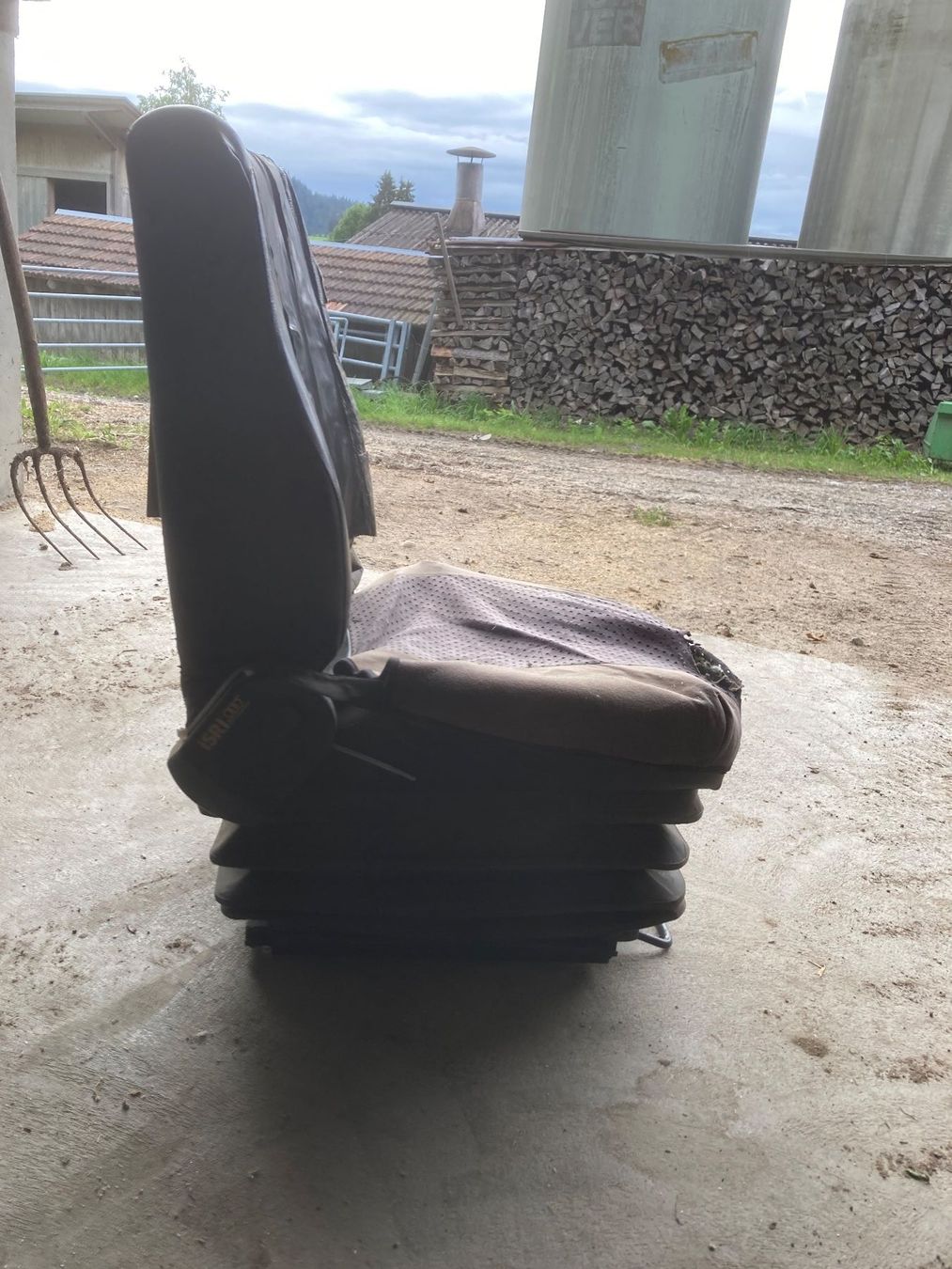 Trattori: Transporter/Traktor Sitz ISRI – Difettoso da Linden venduto da Bergerkarl