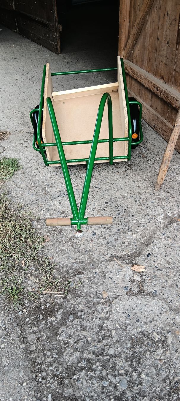 Rimorchi: Veloanhänger – Usato da Seuzach venduto da jennifer05 1