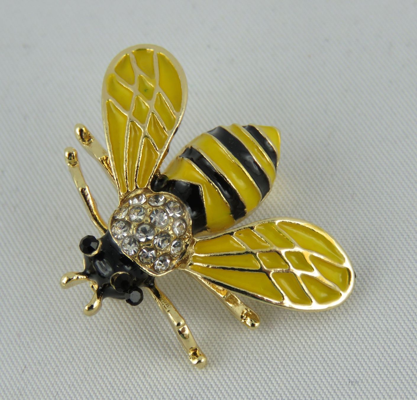 Broches & Aiguilles: Brosche - BIENE - Glitzersteine - Neu - 4,3x2,7cm – Neuf avec emballage d'origine à Grenchen par Yamahwildstar16 1