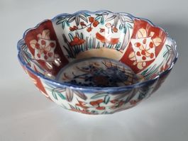 Bol japonais Imari, début 20ème, très bon état, diam. 13 cm.