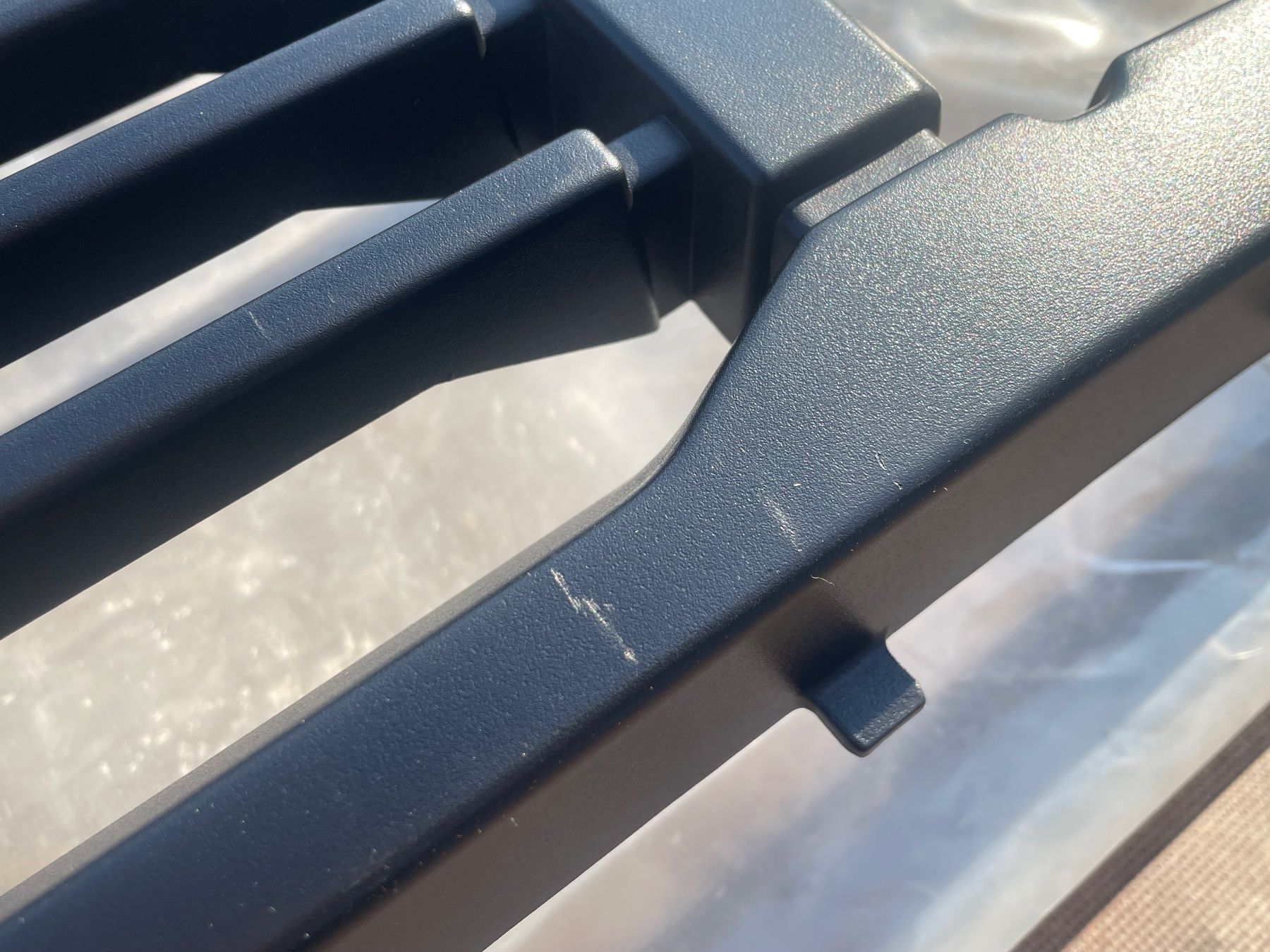 Citroën Tutti pezzi di ricambio auto: Frontgrill NEU zu Citroën C25 Serie 2 – Nuovo e nell'imballaggio originale da Gletterens venduto da XBHS7412 6