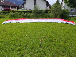 Axis Comet 4 M, High B Gleitschirm, top Zustand