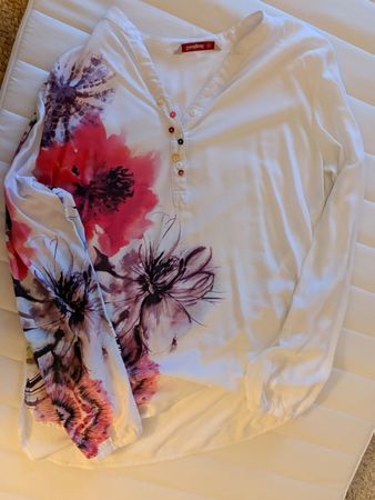 Damen Top Desigual weiss Blumenmuster