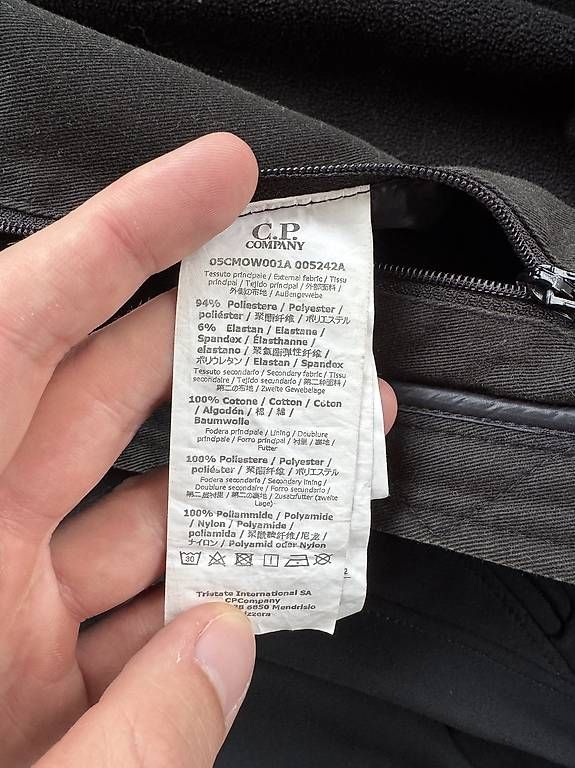 Giacche: C.P. Company Goggle Jacket  Softshell  Schwarz  Grösse M  – Usato da Basel venduto da Panerio 4