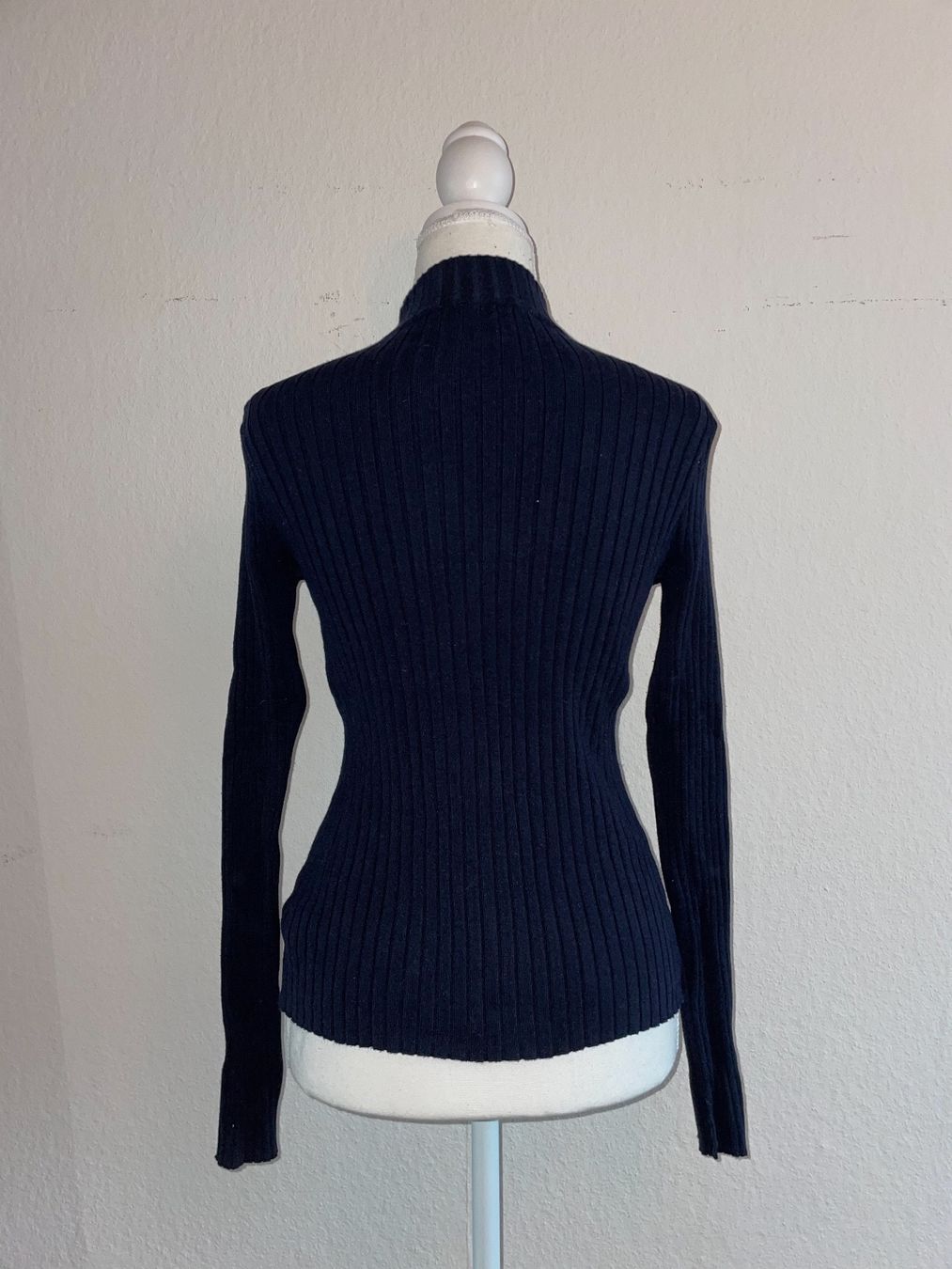 H&M Pullover & Sweatshirts: Edited Pullover – Gebraucht aus St. Gallen von look-twice 2