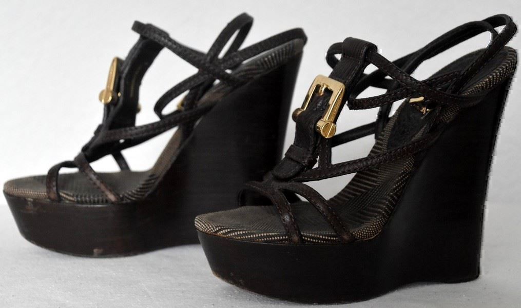Burberry Damenschuhe: Sandalen / Sandales Burberry . 38 – Gebraucht aus Collonges von Auganien 7