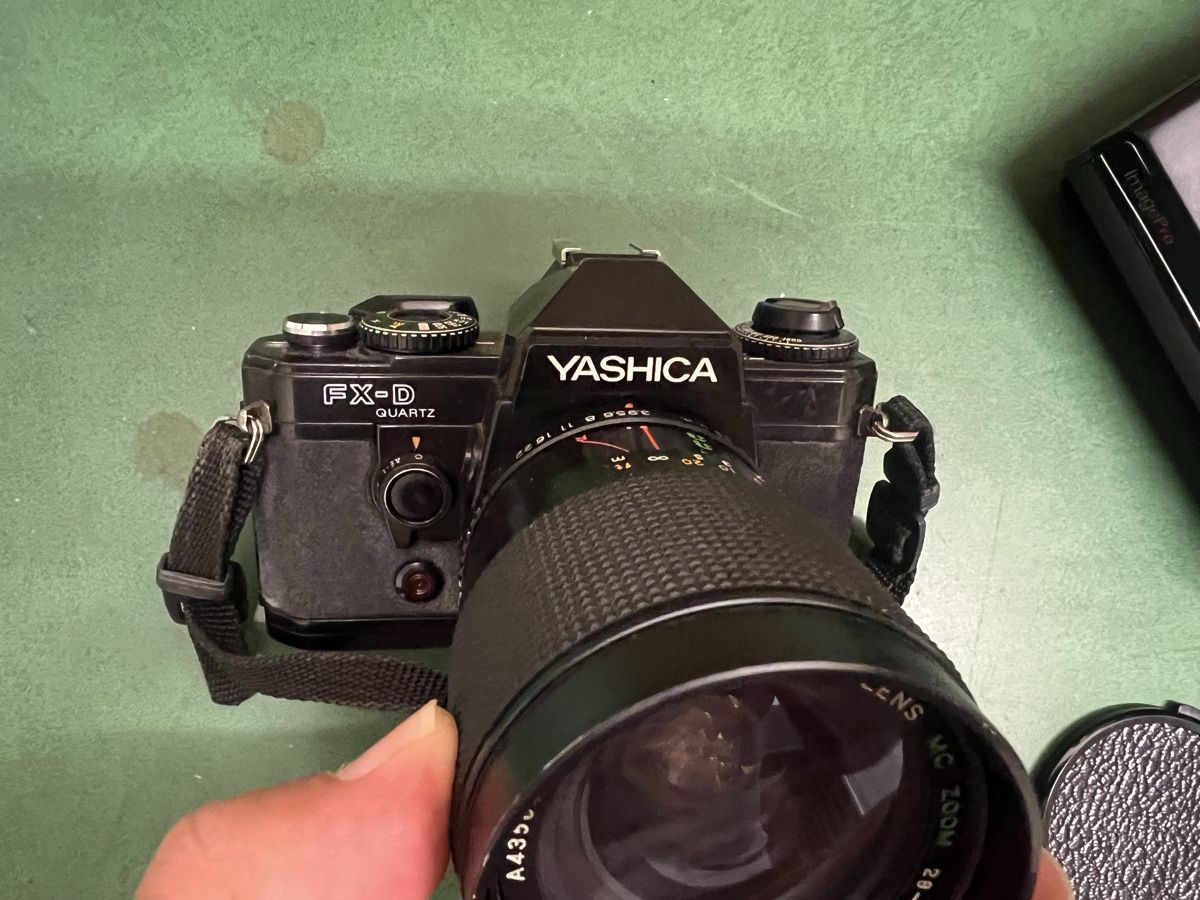 Yashica Fotocamera: Yashica FX D Quartz – Usato da Zürich venduto da jao_2bx7