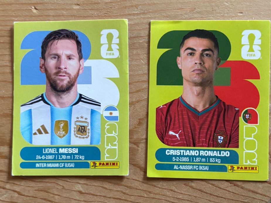 Panini Cartes à collectionner: Panini Messi und Ronaldo – D'occasion à Gunzwil par gerda7