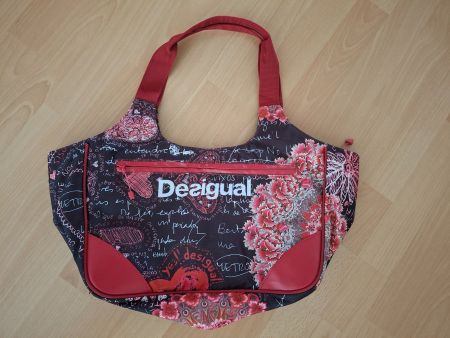 Desigual Tasche, neuwertig, rot/schwarz, Top Zustand!