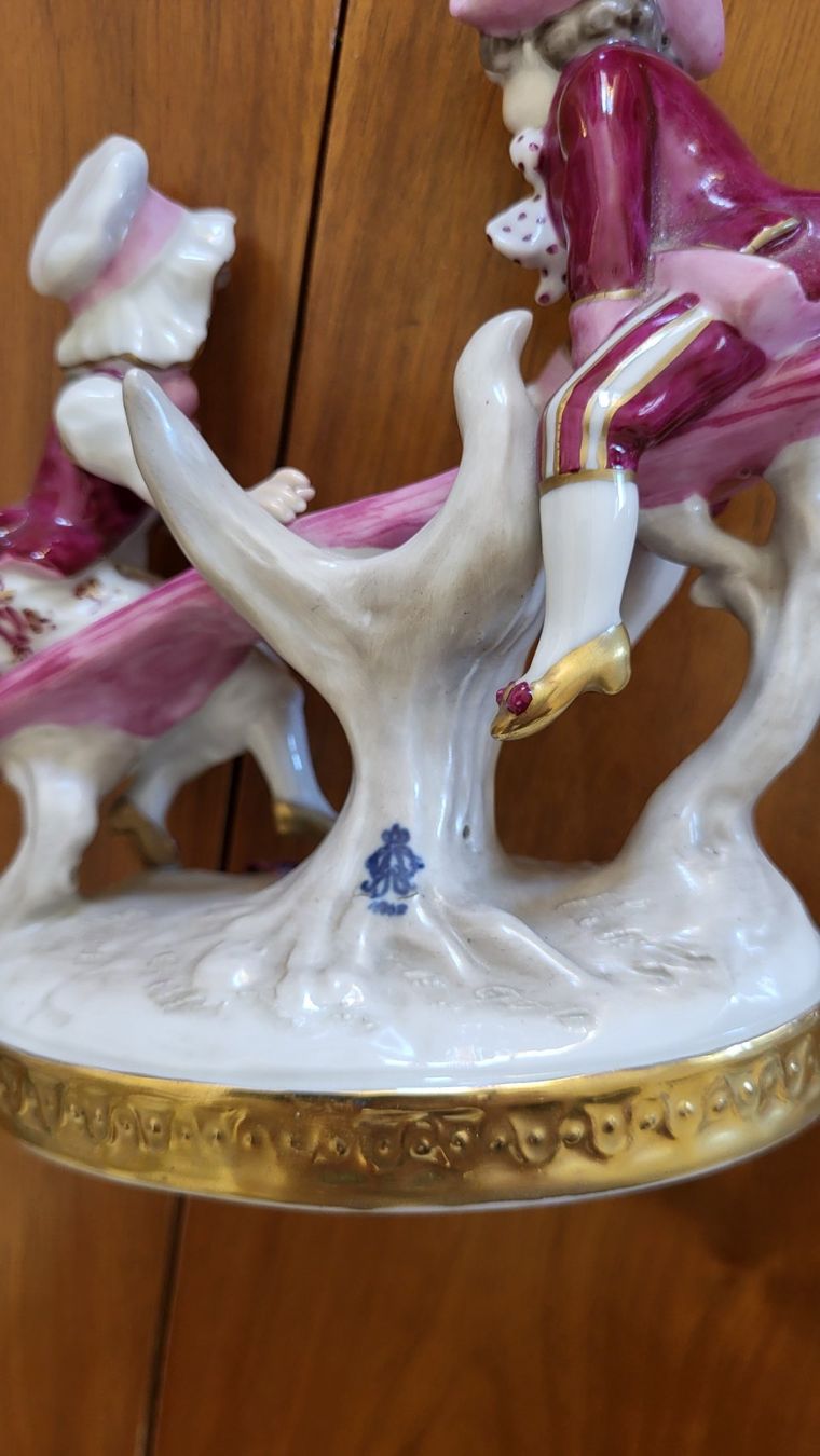 Statuette: Volkstedter Porzellanfigur – Usato da Luzern venduto da Nicu2006 1