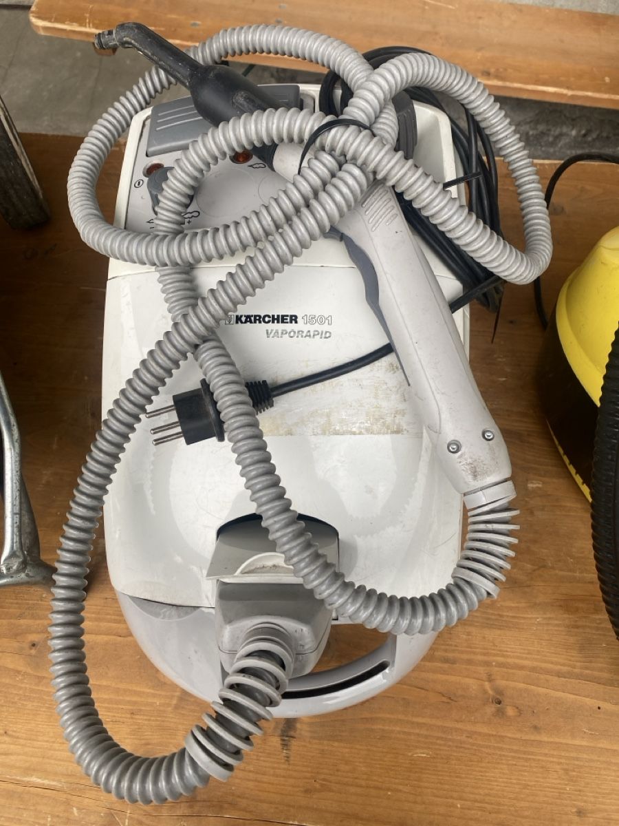 Kärcher Nettoyeurs à vapeur: Dampfreiniger Kärcher 1501 – D'occasion à Zuoz par tamioo