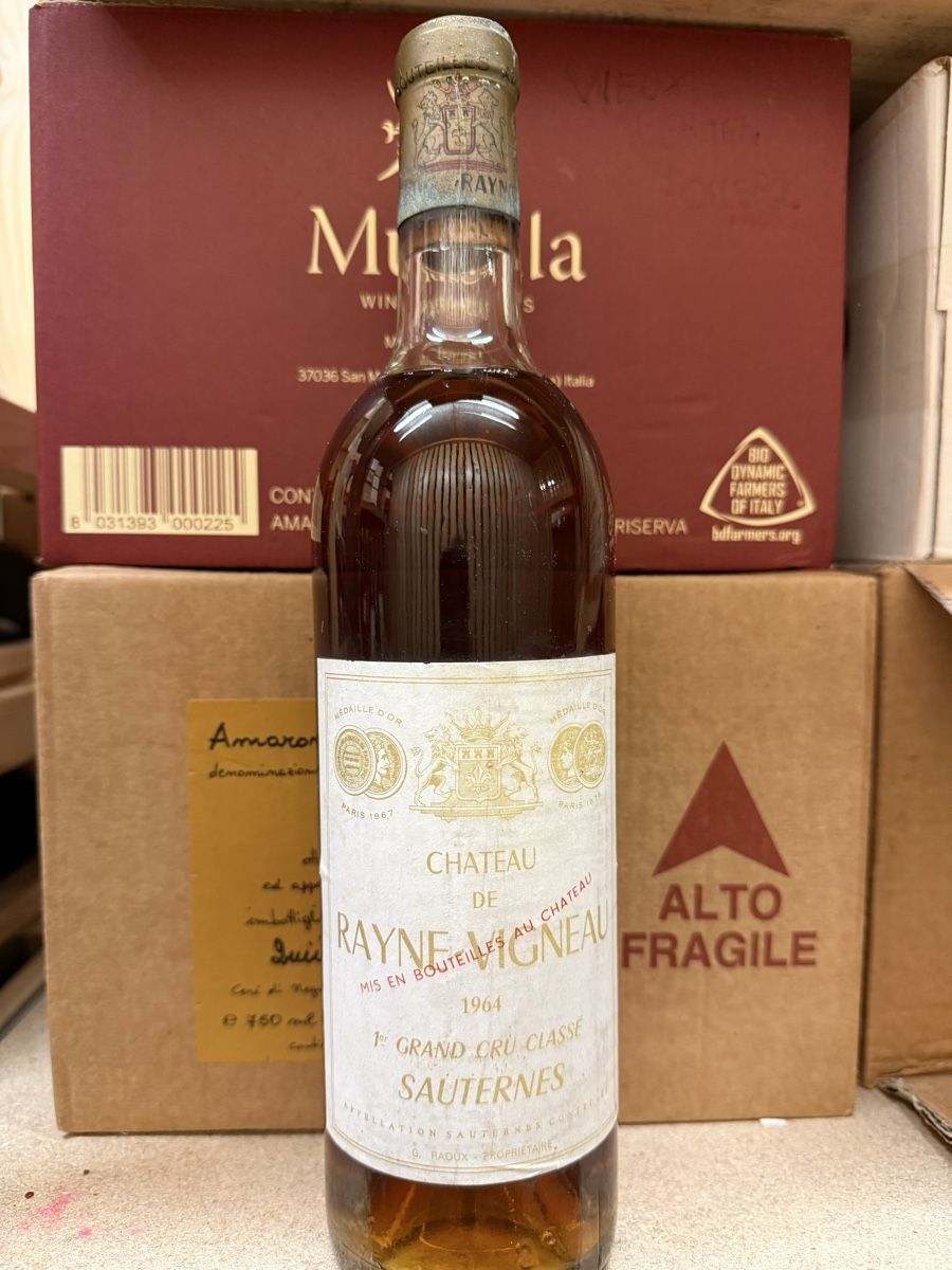 Vino: Chateau Rayne Vigneau 1964 – Nuovo e nell'imballaggio originale da Troinex venduto da Airain