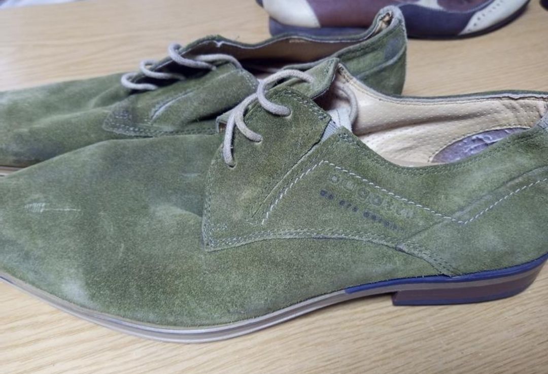 Bugatti Scarpe da uomo: Chaussures Bugatti homme, Taille 44 couleur olive – Usato da Bex venduto da Classical_fashion