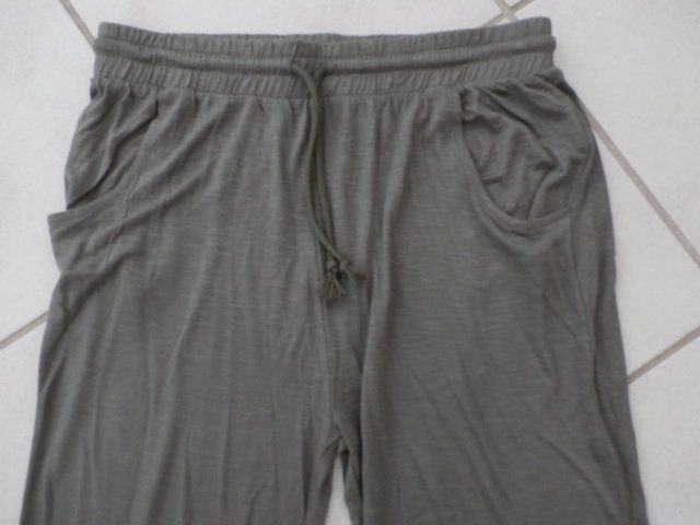 Pantaloni: leichte Sommerhose in Grösse 40 – Nuovo (secondo la descrizione) da Würenlingen venduto da Delfinli1 1