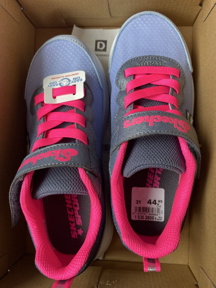 Skechers Scarpe per ragazze: Chaussures neuve taille 31 – Nuovo e nell'imballaggio originale da Donatyre venduto da cha_p52s