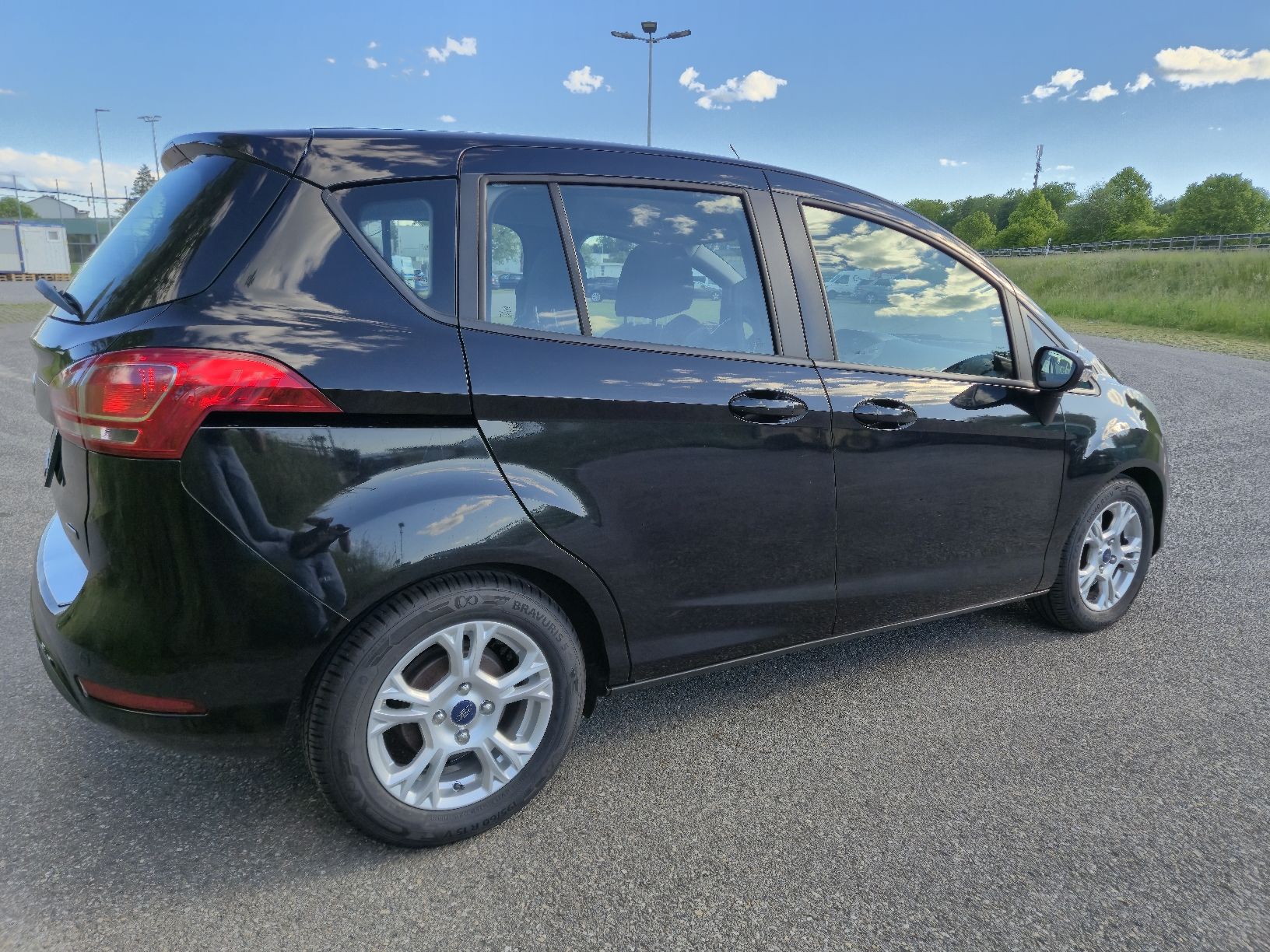 Ford Automobili: Ford B-Max 1.0 EcoB – Usato da Kirchberg BE venduto da mic_n7sx 4