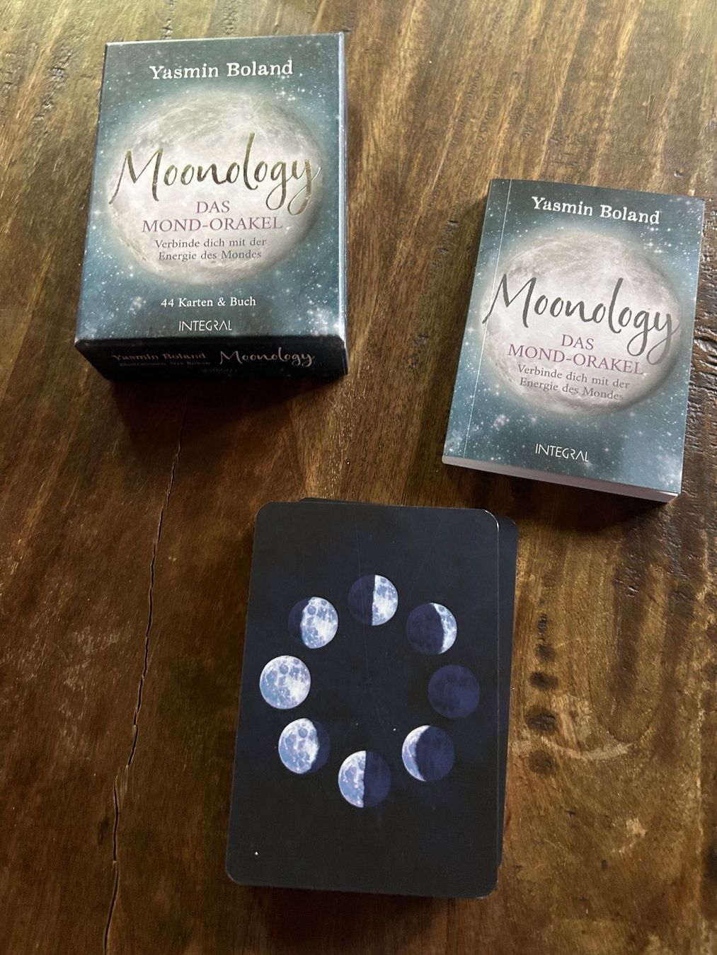 Libri: Büchlein + Karten Butterfly & Moonology – Nuovo (secondo la descrizione) da Schaffhausen venduto da amwr 9