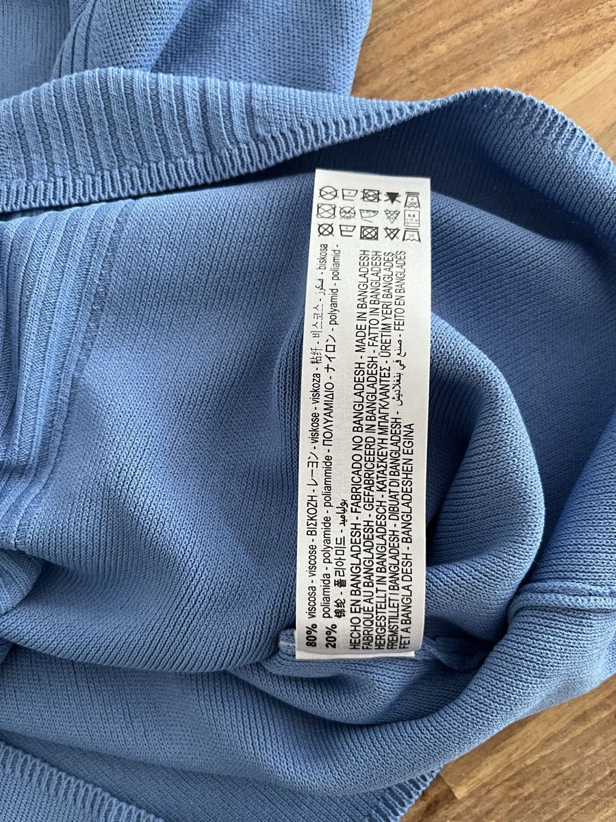 Zara Tops: Neues Zara Top mit Etikette – Neuf avec emballage d'origine à Wettingen par epe_9vbf 3