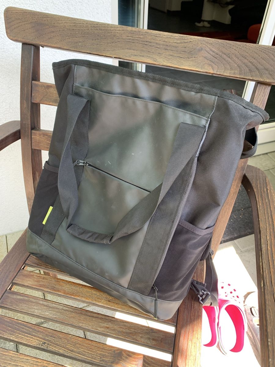 Zaini: Laptop Rucksack schwarz – Usato da Hochfelden venduto da mmww.97