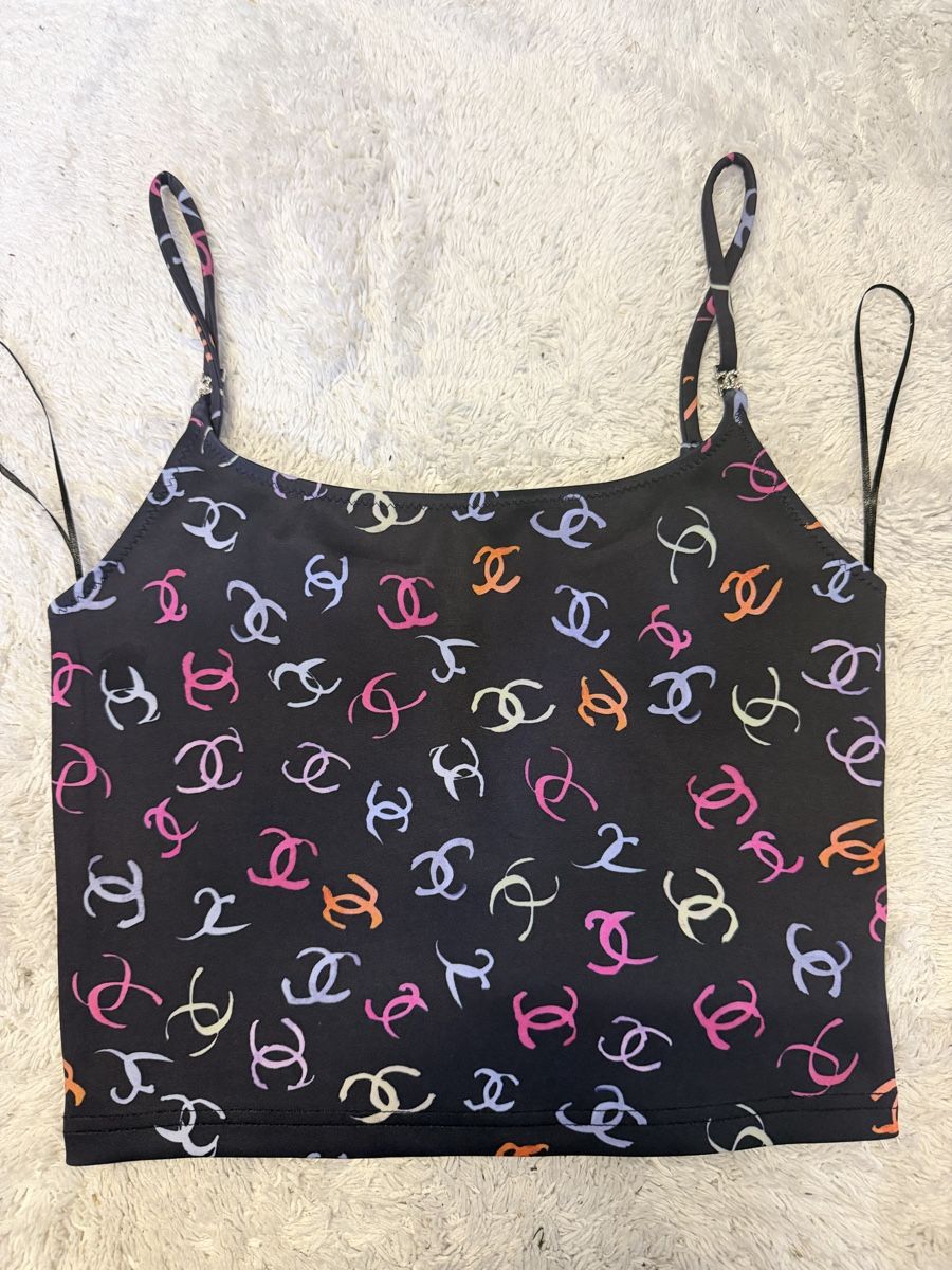 Chanel Tops: Chanel Crop Top Gr. 40 – Gebraucht aus Biberen von Miamo_xx