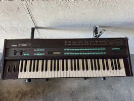 Yamaha DX7 Synthesizer