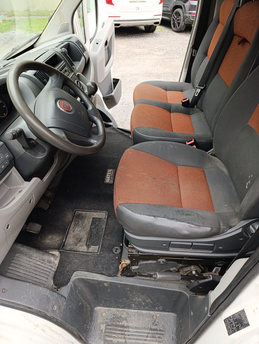 Fiat Veicoli commerciali: Fiat Ducato 2.3 JTD mit  120.000 km – Usato da Romanshorn venduto da barni95 8