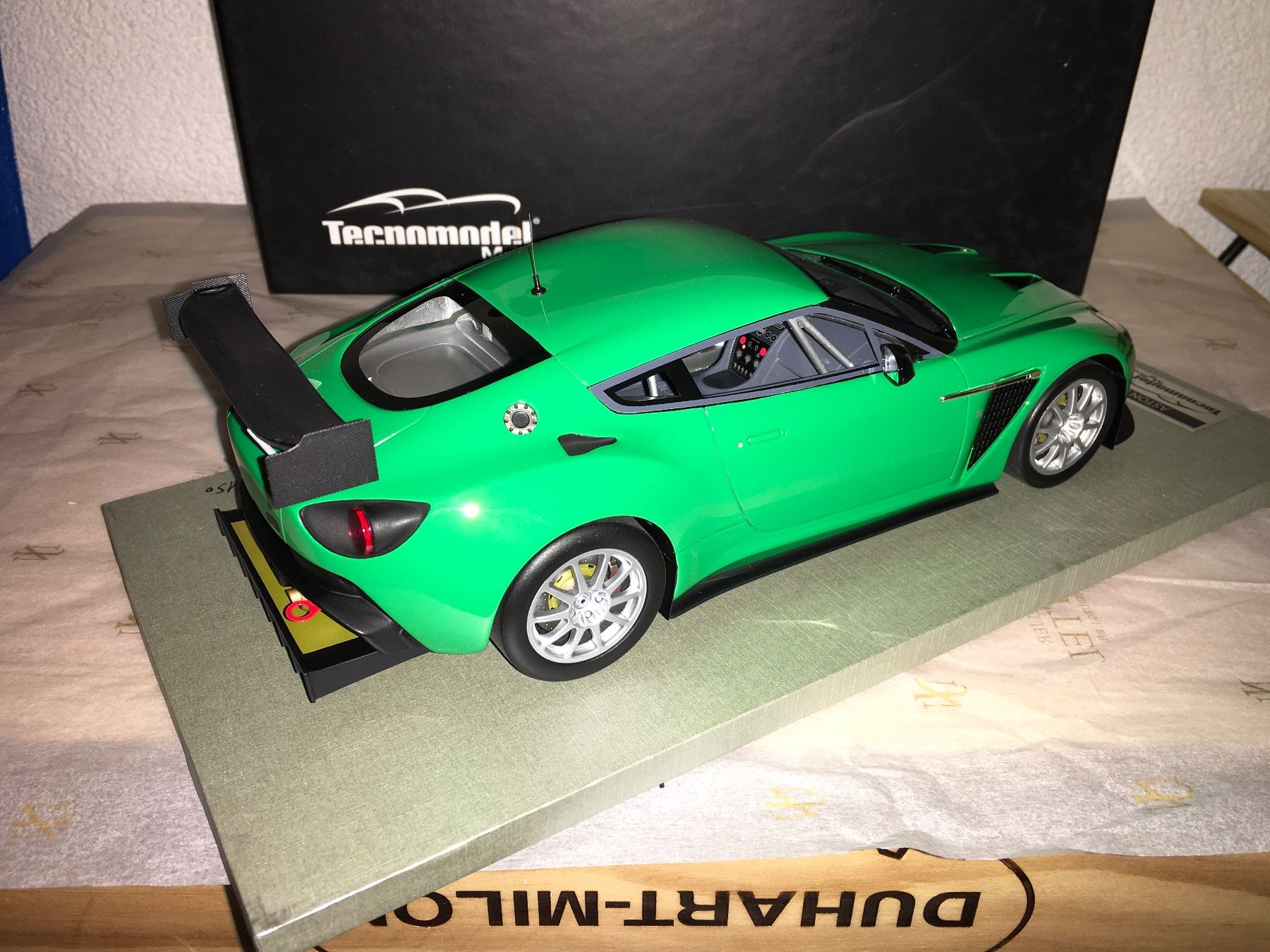 Aston Martin Modellini d'auto: Aston Martin V12 Zagato Race 1/18 Press Version – Usato da Wohlen AG venduto da PrivatSammlung 2