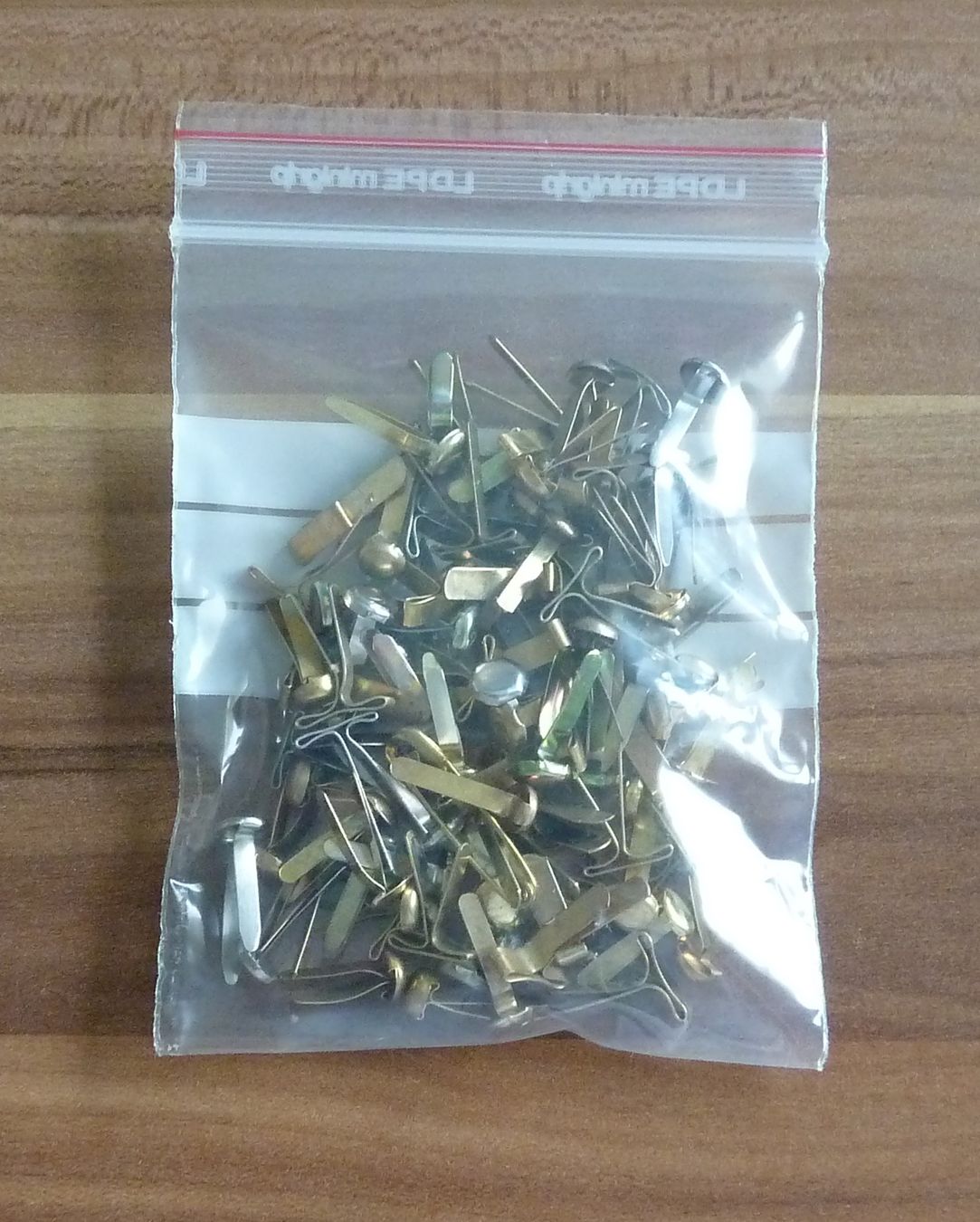 Kits de loisir créatif: Verschlussklammern – D'occasion à Wagenhausen par Svema
