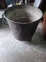 Vintage /Pflanzkübel - Rustikaler Charme für Garten