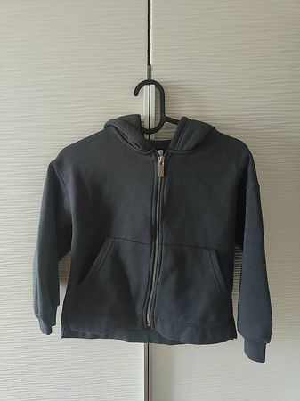 Hoodie / Sweatjacke Gr. 128
