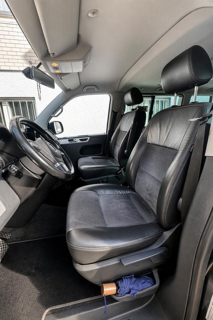 VW Automobili: VW T5 Multivan D 4M EMT, mit Camping Einrichtung – Usato da Bürglen UR venduto da ArturoS 4